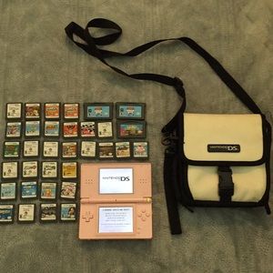 Nintendo DS / 33 games / Case
